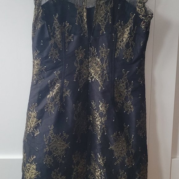 MONIQUE LHUILLIER Black and Gold Lace Dress - Picture 4 of 4